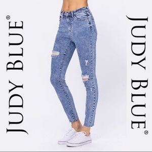 🚨LAST PAIR🚨JUDY BLUE | High-Rise Skinny Acid Wash Destroyed